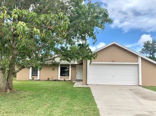 327 Brescia St NE, Palm Bay, FL 32907