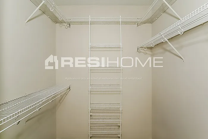702 Carter Grove Rd — Photo 12