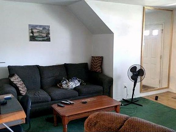 Alcove & custom mirror