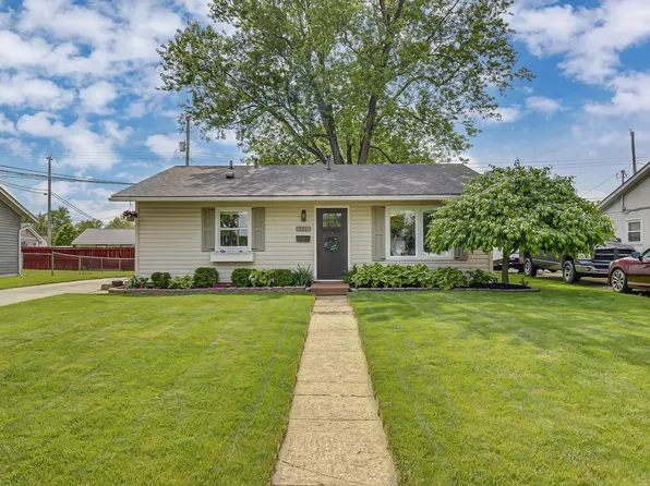 121 Saratoga Dr, Johnstown, OH 43031