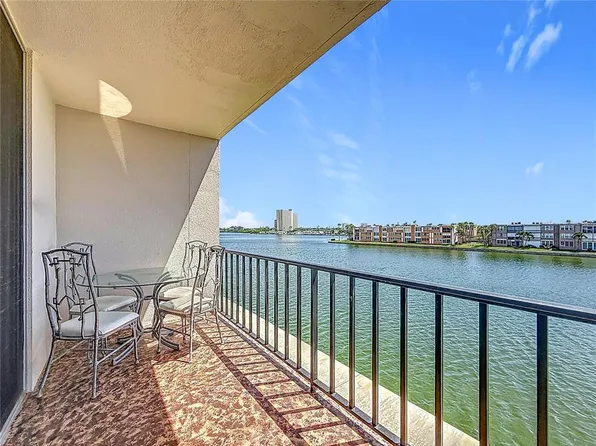 7625 Sun Island Dr S APT 307, South Pasadena, FL 33707