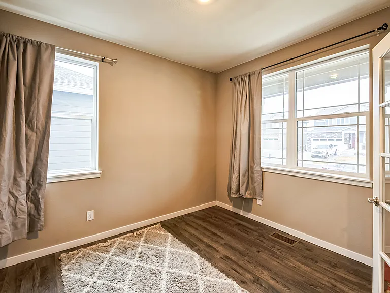 833 Vixen Dr — Photo 7