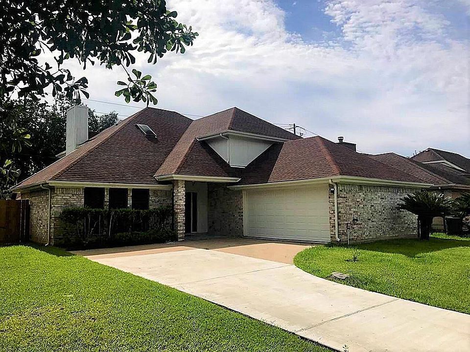 1st image of 2423 Barrington Place Dr