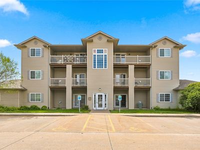 920 W Cherry St Unit 2, North Liberty, IA, 52317