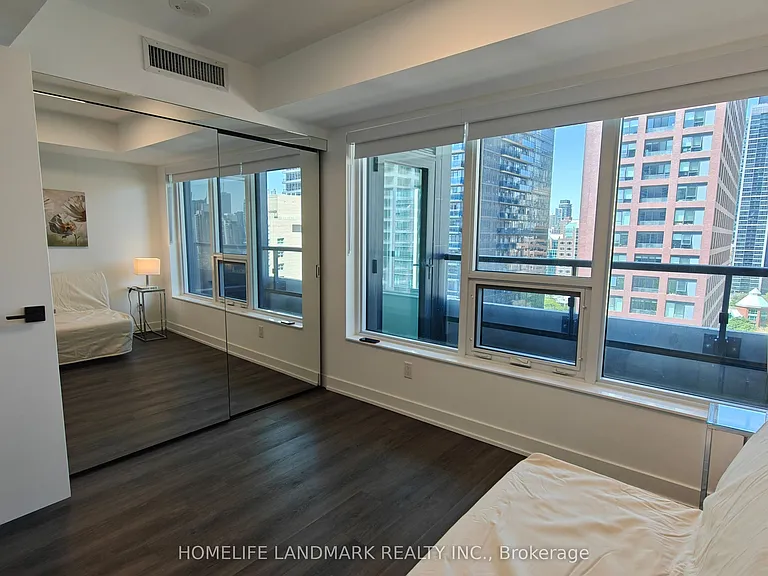 609 Sherbourne St #1603 — Photo 9