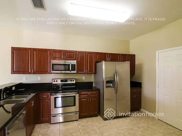 15307 SW 88th Ter — Photo 7