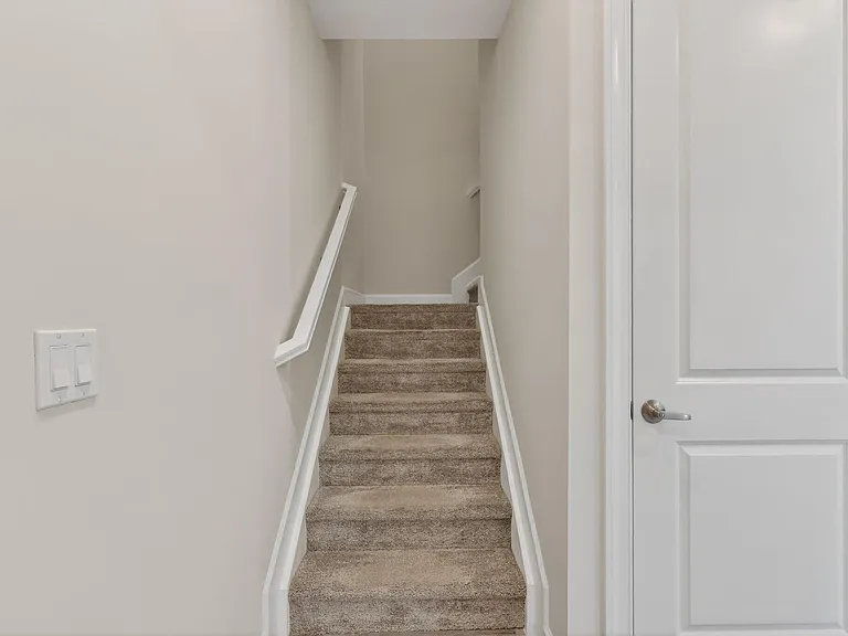 1887 SE Ocean Cove Way — Photo 17