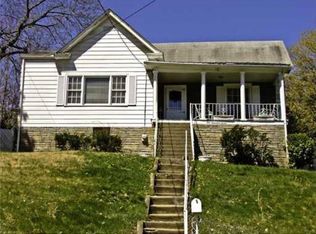 1007 Oakmont Rd, Charleston, WV 25314