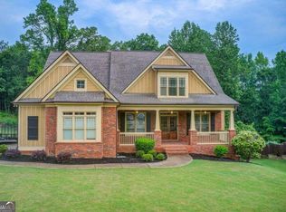 553 Hunting Hills Dr, Braselton, GA 30517