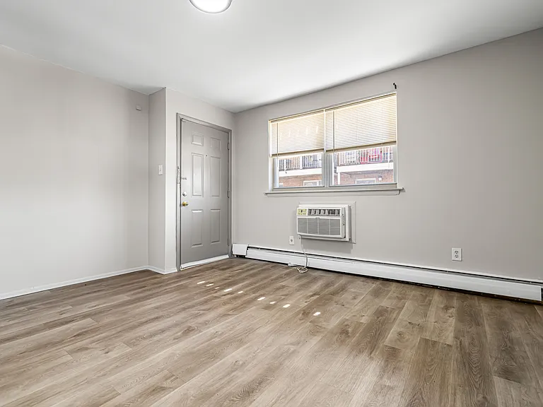 501-505 White Horse Pike N #10 — Photo 8