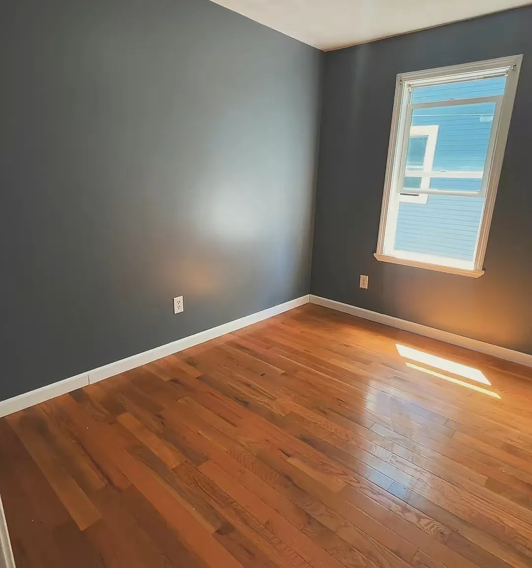 3 bed, 1.5 bath, 1100 sqft, $2,300 — Photo 4