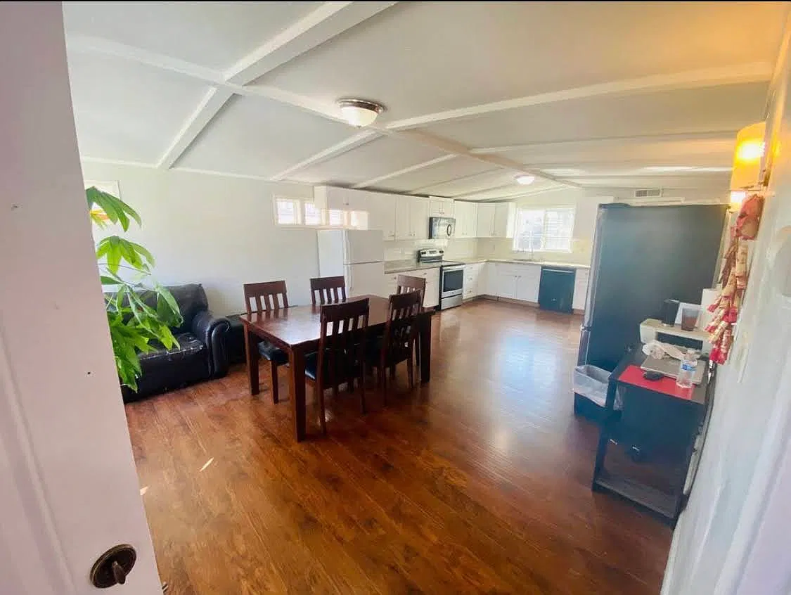 3 bed, 1546 sqft, $2,200 — Photo 4