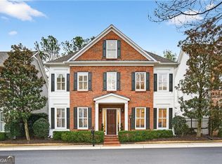 180 Kendemere Pointe, Roswell, GA 30075