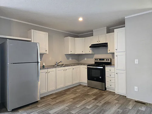 75 Eagle Dr Photo 1