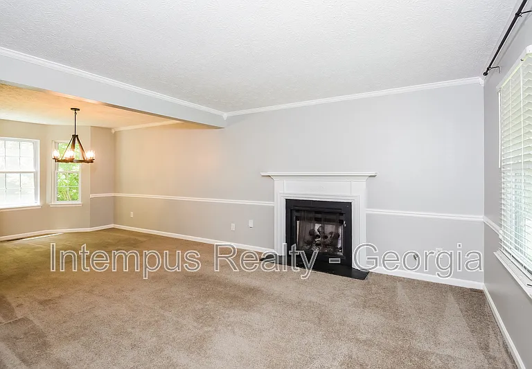 3543 Bouldercrest Rd — Photo 4