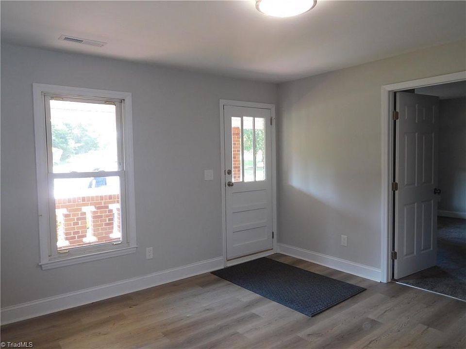 4050 Pine Hall Rd, Walkertown, NC 27051 Zillow