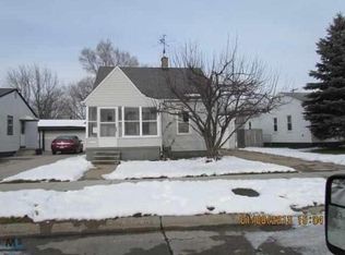 8239 Orchard Ave, Warren, MI