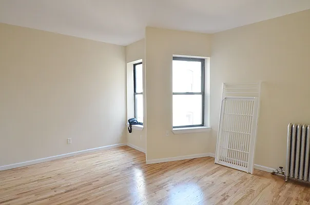 Rented by CITY SKYLINE REALTY INC | media 10