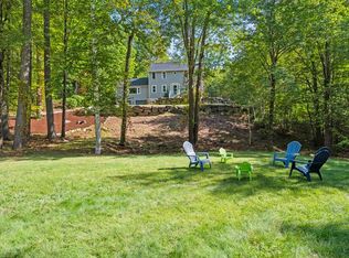 64 Lyndeborough Rd, Amherst, NH 03031