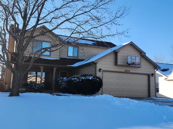 8915 E Scott Ct, Wichita, KS 67210