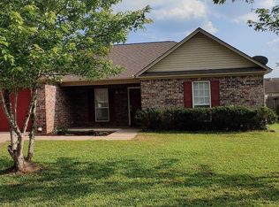 241 Hunters Run Dr, Haskell, AR 72015