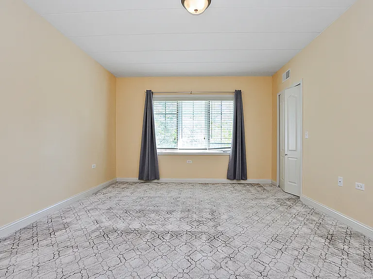14130 Sheffield Dr #102 — Photo 11