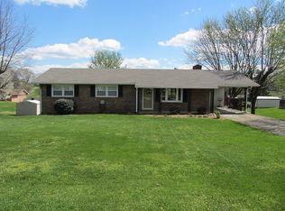 148 Greenmeadow Ln, Jonesborough, TN 37659