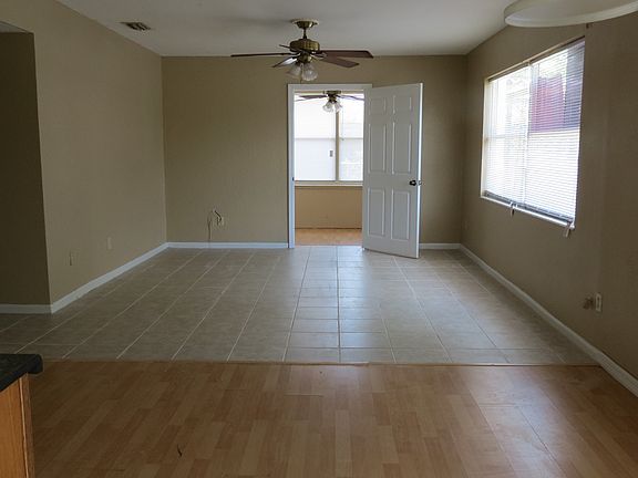 5th image of 120 Shirley Ct