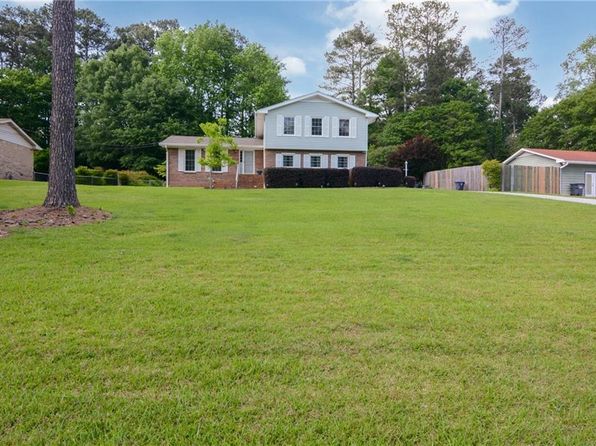 3407 Larch Pine Dr, Duluth, GA 30096