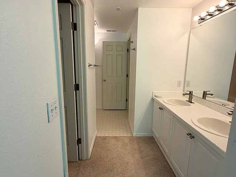 2078 Newport Way NW #103 — Photo 15