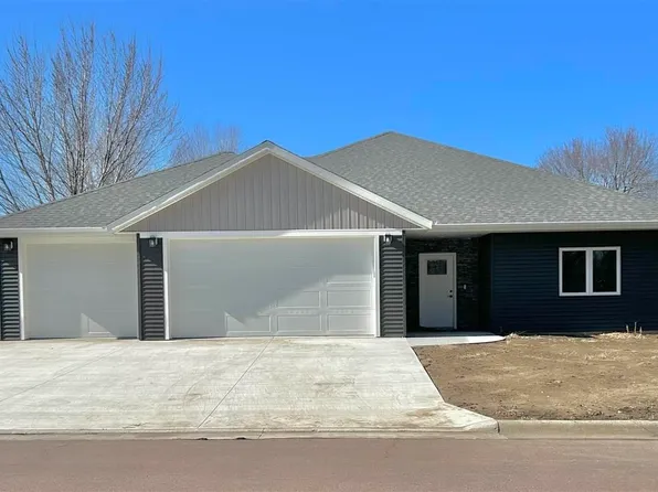 113 Gage Ave SE, Madelia, MN 56062