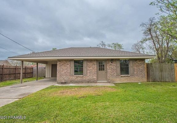 2nd image of 104 Clo Dr