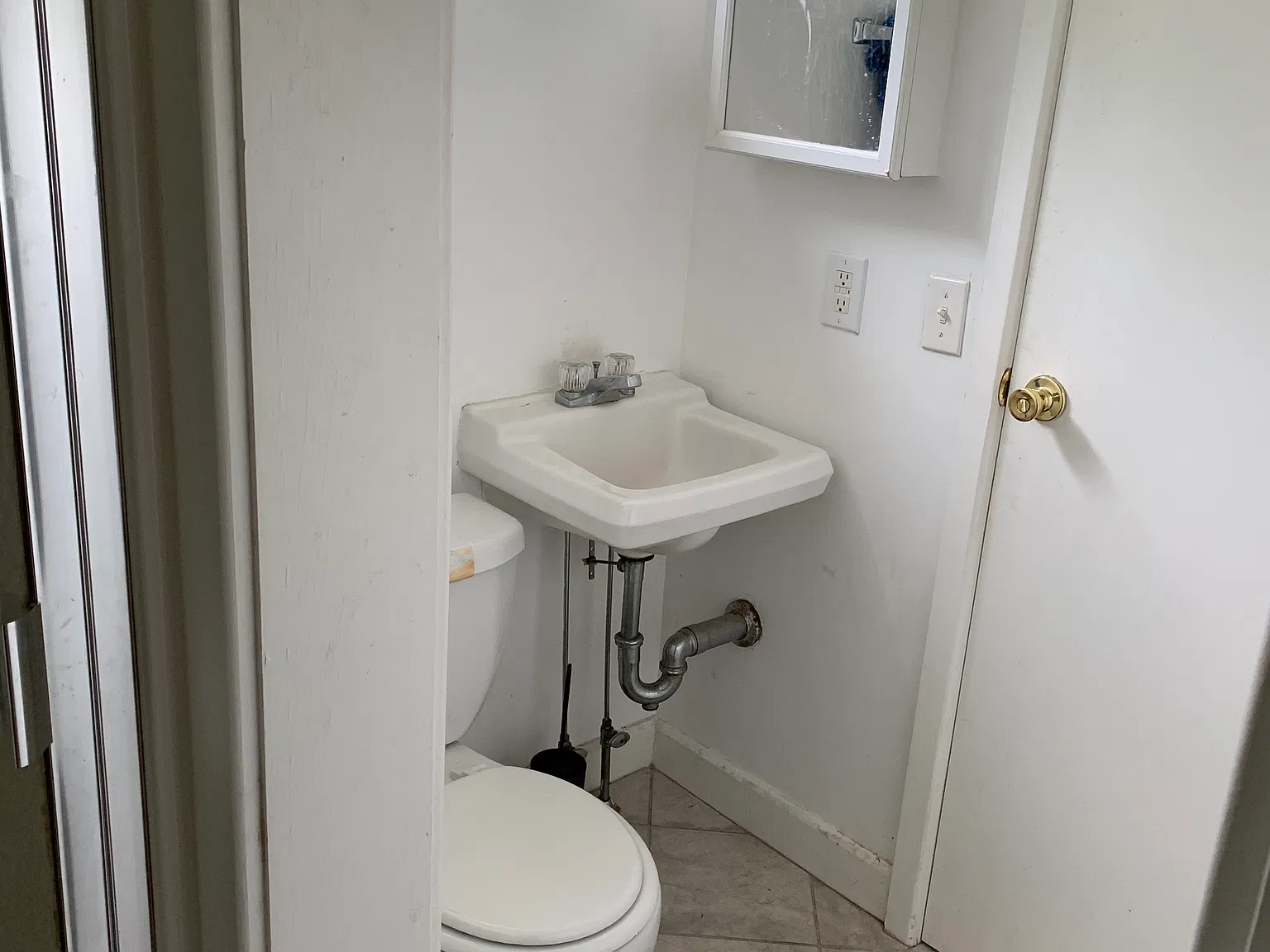 1 bed, 800 sqft, $1,500 — Photo 3