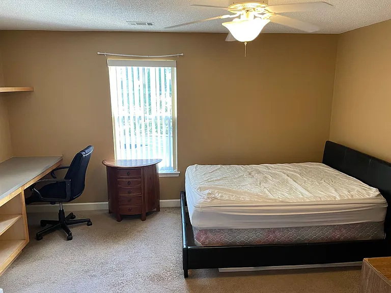 821 Harts Cove Way — Photo 8