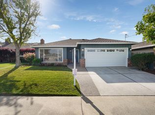 21 Robin Way, San Carlos, CA 94070