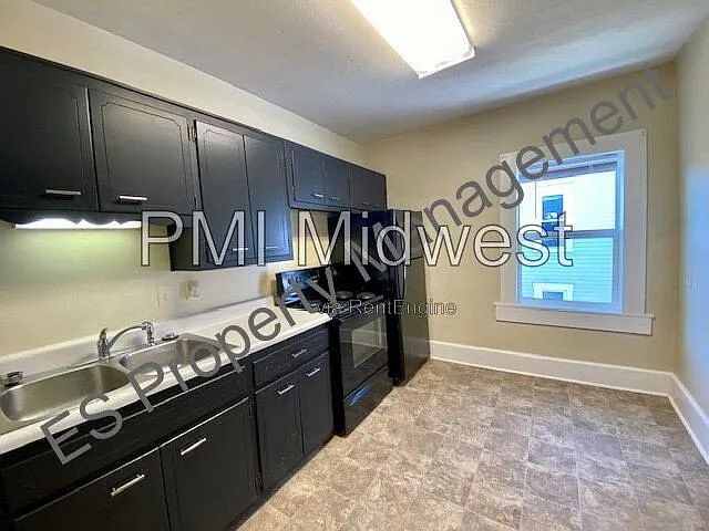447 E Jefferson St #3 — Photo 9