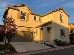 860 Blossom Rock Ln, Folsom, CA 95630