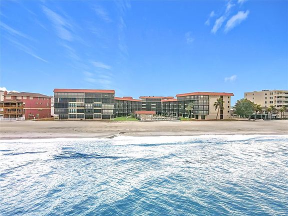 4th image of 17580 Gulf Blvd APT 219