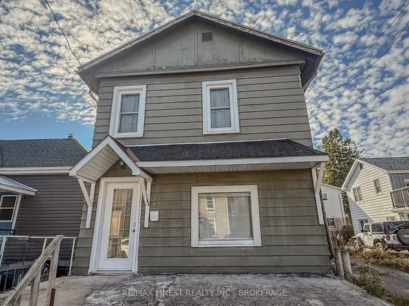 80 Main St, Kingston, ON K7K 3Y8