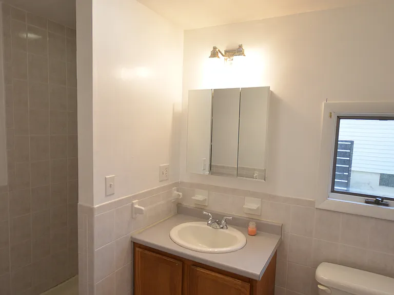 40 Portland Ave — Photo 11
