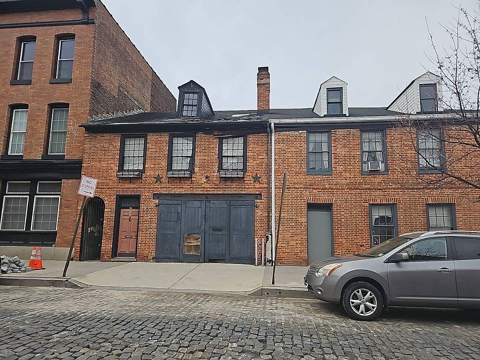 1st image of 700 S Wolfe St