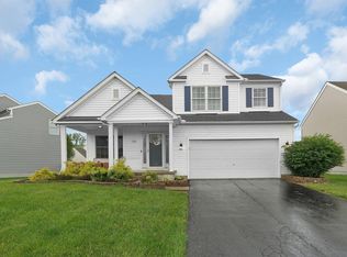 3886 Powder Ridge Rd, Grove City, OH 43123