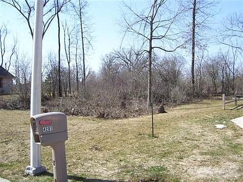 5th image of 3900 Capella Dr
