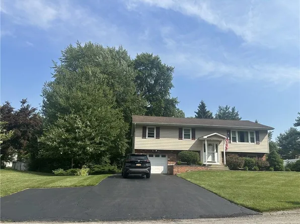 52 Reggie Drive, Wappingers Falls, NY 12590