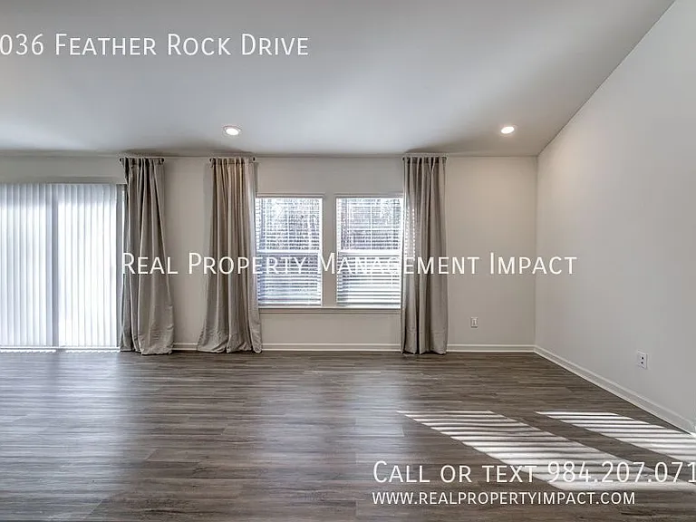2036 Feather Rock Dr — Photo 13