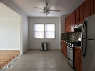 Rented by Sterea Agency