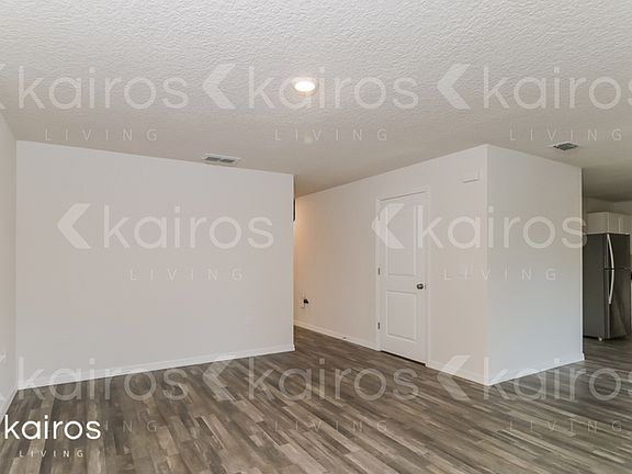 4th image of 3437 W Hampshire Blvd