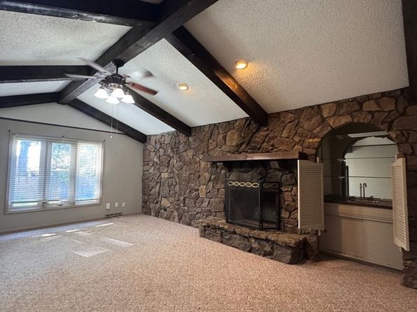 1408-1410 E Camino Alto St