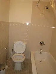 Rented by R New York