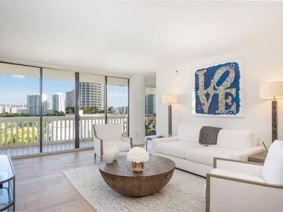 2000 Island Blvd APT 805, Aventura, FL, 33160